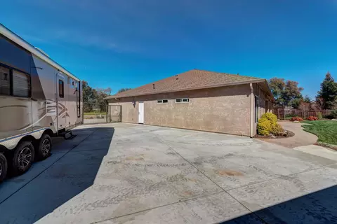 7467 Caballo Way, Redding, CA 96002 photo 49