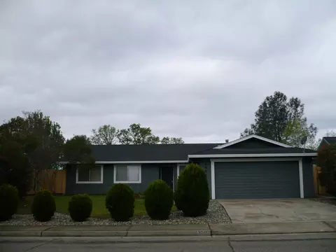 2903 Starlight Blvd, Redding, CA 96001 photo 1