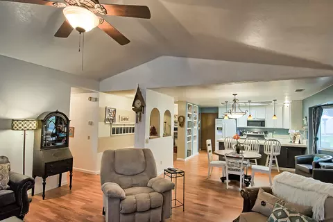 11543 Norton Ln, Redding, CA 96003 photo 10