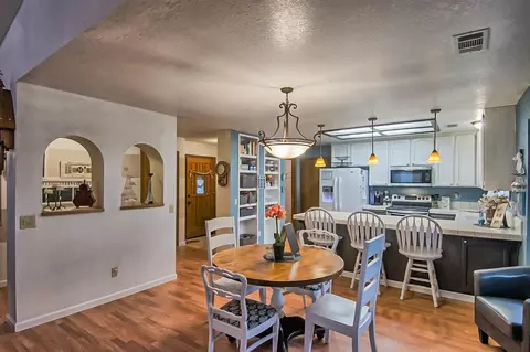 11543 Norton Ln, Redding, CA 96003 photo 8