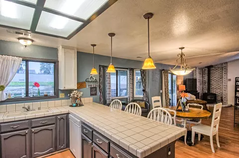 11543 Norton Ln, Redding, CA 96003 photo 7