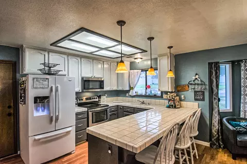 11543 Norton Ln, Redding, CA 96003 photo 4