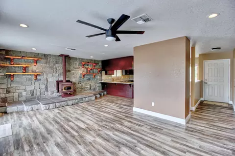 2960 Starlight Blvd, Redding, CA 96001 photo 11