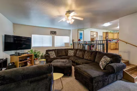 4413 Wyatt Ln, Redding, CA 96002 photo 10