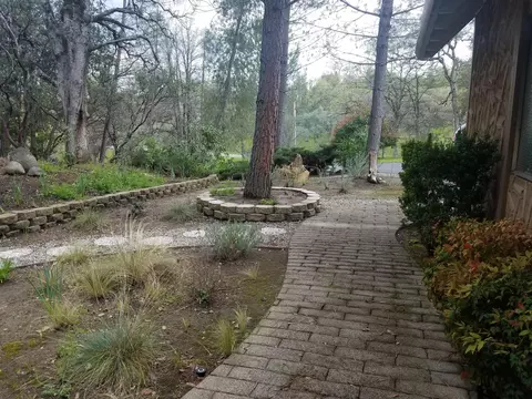 9187 Sugarloaf Dr, Redding, CA 96001 photo 31
