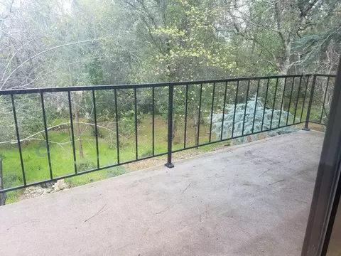 9187 Sugarloaf Dr, Redding, CA 96001 photo 25