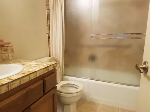 9187 Sugarloaf Dr, Redding, CA 96001 photo 19
