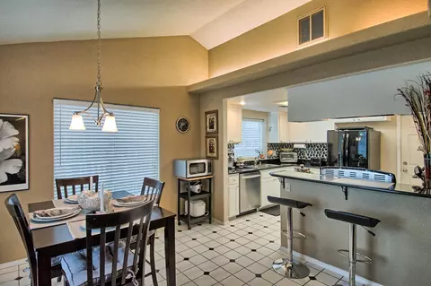 656 Springer Dr, Redding, CA 96003 photo 9