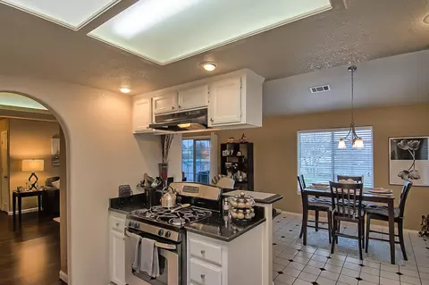 656 Springer Dr, Redding, CA 96003 photo 14