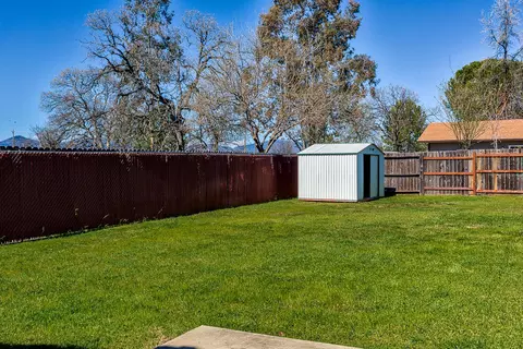 1932 Juarez Ln, Redding, CA 96003 photo 19
