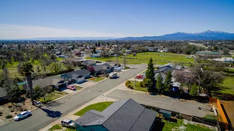 1932 Juarez Ln, Redding, CA 96003 photo 21