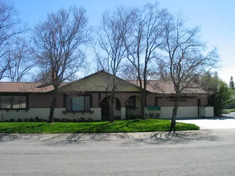 4355 Frances Dr, Redding, CA 96001 photo 3