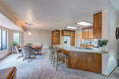 1148 Peregrine Way, Redding, CA 96003 photo 9