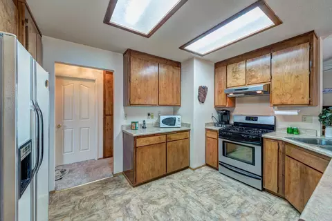 1148 Peregrine Way, Redding, CA 96003 photo 8