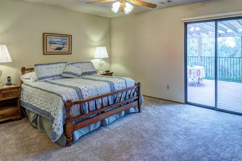 1148 Peregrine Way, Redding, CA 96003 photo 10