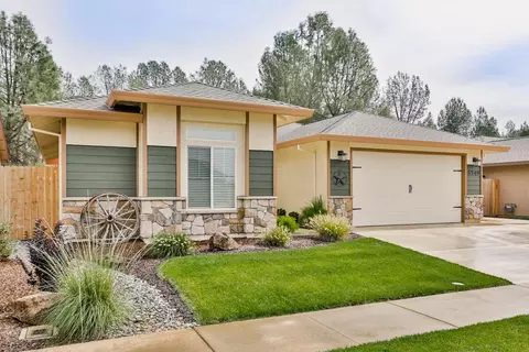 5549 Muir Peak Rd, Redding, CA 96002 photo 1