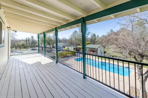 11846 Comstock Ln, Redding, CA 96003 photo 19