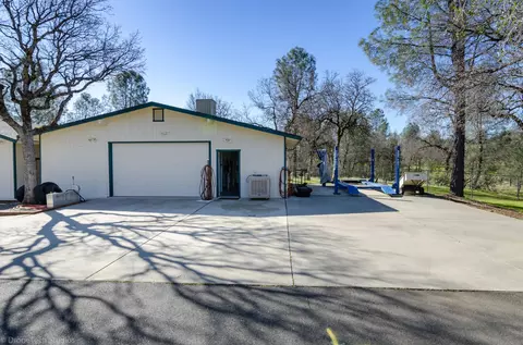 11846 Comstock Ln, Redding, CA 96003 photo 32