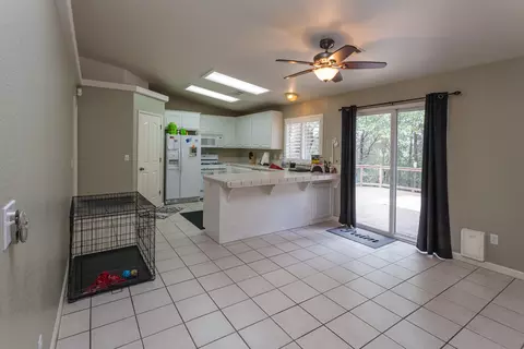 1473 Murietta Loop, Redding, CA 96002 photo 18