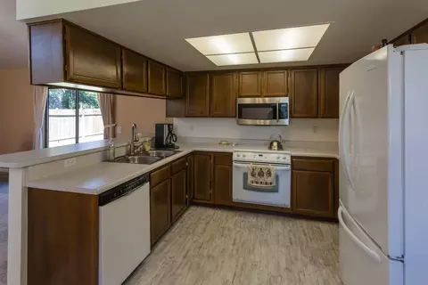 1920 Vega St, Redding, CA 96002 photo 7