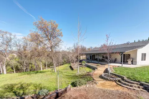 803 Paramount Way, Redding, CA 96003 photo 25