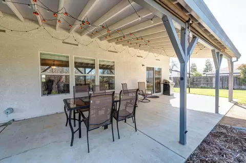 803 Paramount Way, Redding, CA 96003 photo 23