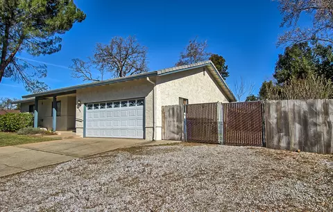 1680 Arroyo Manor Dr, Redding, CA 96003 photo 2
