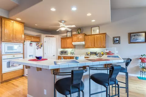 1575 Barbara Rd, Redding, CA 96003 photo 7