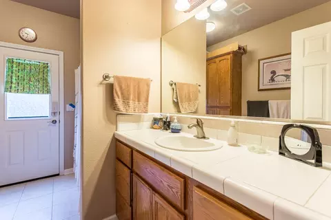 1575 Barbara Rd, Redding, CA 96003 photo 20