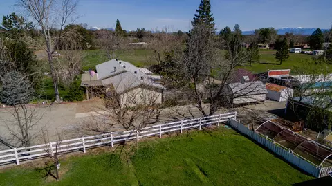 6567 Clear View Dr, Anderson, CA 96007 photo 3
