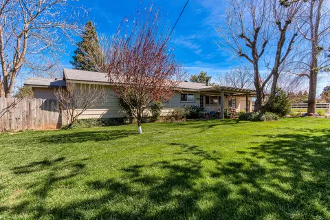 6567 Clear View Dr, Anderson, CA 96007 photo 5