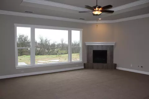2051 Cilantro Dr, Redding, CA 96003 photo 5