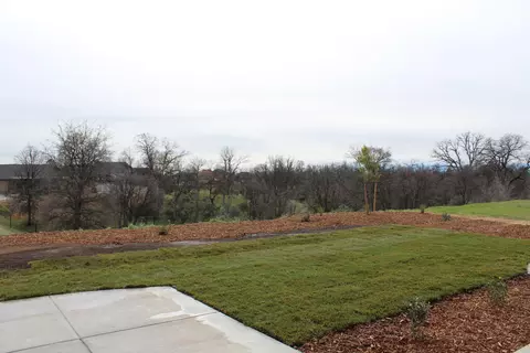2051 Cilantro Dr, Redding, CA 96003 photo 13