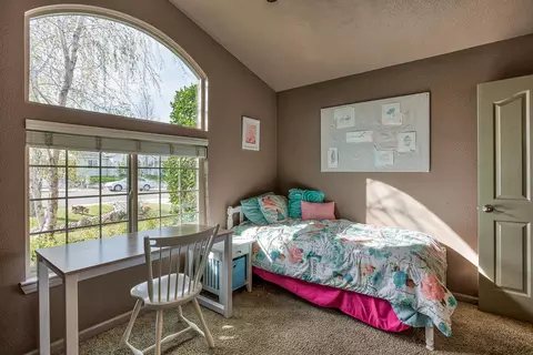 767 Setter Ct, Redding, CA 96003 photo 23