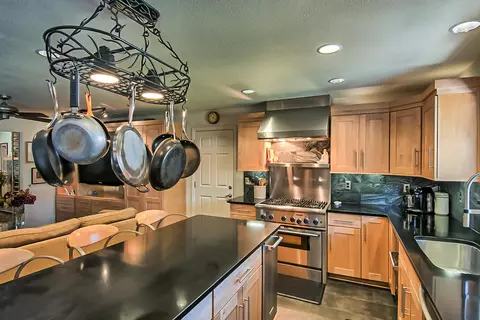 4665 Alta Saga Dr, Redding, CA 96002 photo 18
