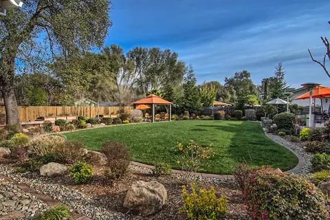 4665 Alta Saga Dr, Redding, CA 96002 photo 6