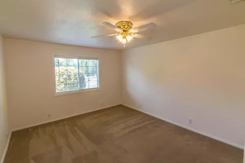 19736 Paso Robles Ave, Redding, CA 96003 photo 18