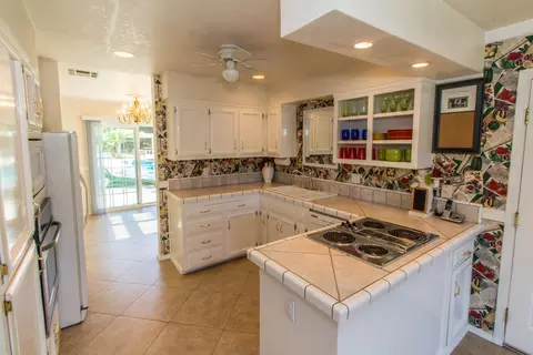 19736 Paso Robles Ave, Redding, CA 96003 photo 10