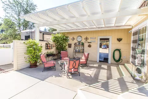 19736 Paso Robles Ave, Redding, CA 96003 photo 32