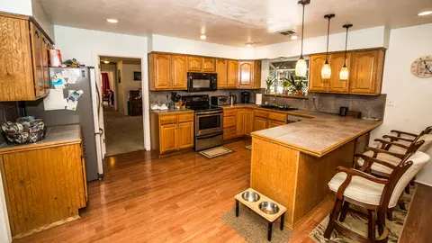 373 Hamilton St, Redding, CA 96001 photo 17