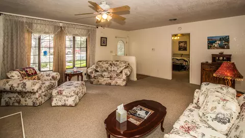 373 Hamilton St, Redding, CA 96001 photo 8