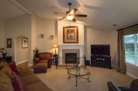 6581 Reflection St, Redding, CA 96001 photo 12