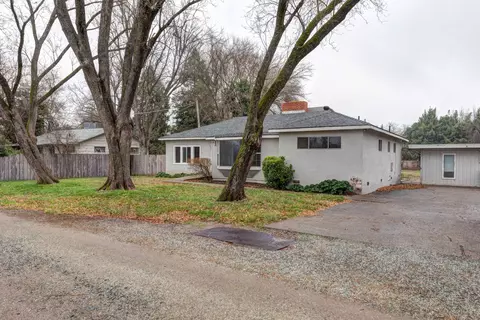 2833 Felstet Ln, Redding, CA 96001 photo 2