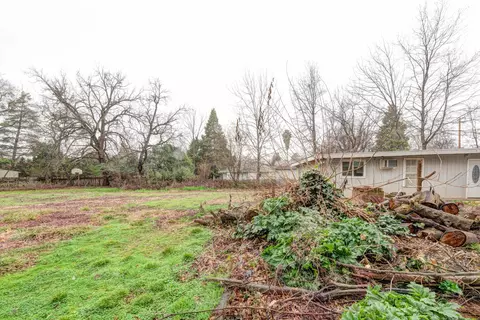 2833 Felstet Ln, Redding, CA 96001 photo 16