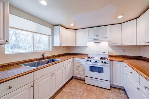 2833 Felstet Ln, Redding, CA 96001 photo 21