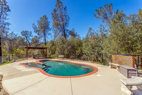 16550 Thompson Ln, Redding, CA 96001 photo 24