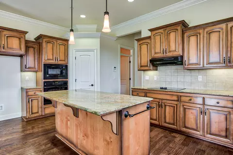 3106 Redondo Ct, Redding, CA 96003 photo 8