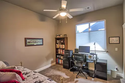 2766 Vermeer Pl, Redding, CA 96002 photo 25