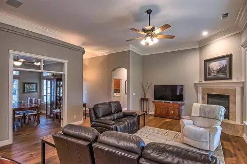 2766 Vermeer Pl, Redding, CA 96002 photo 7