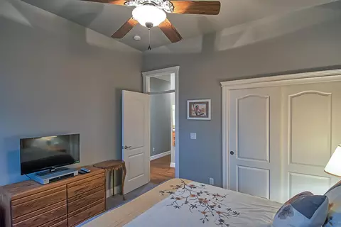2766 Vermeer Pl, Redding, CA 96002 photo 32